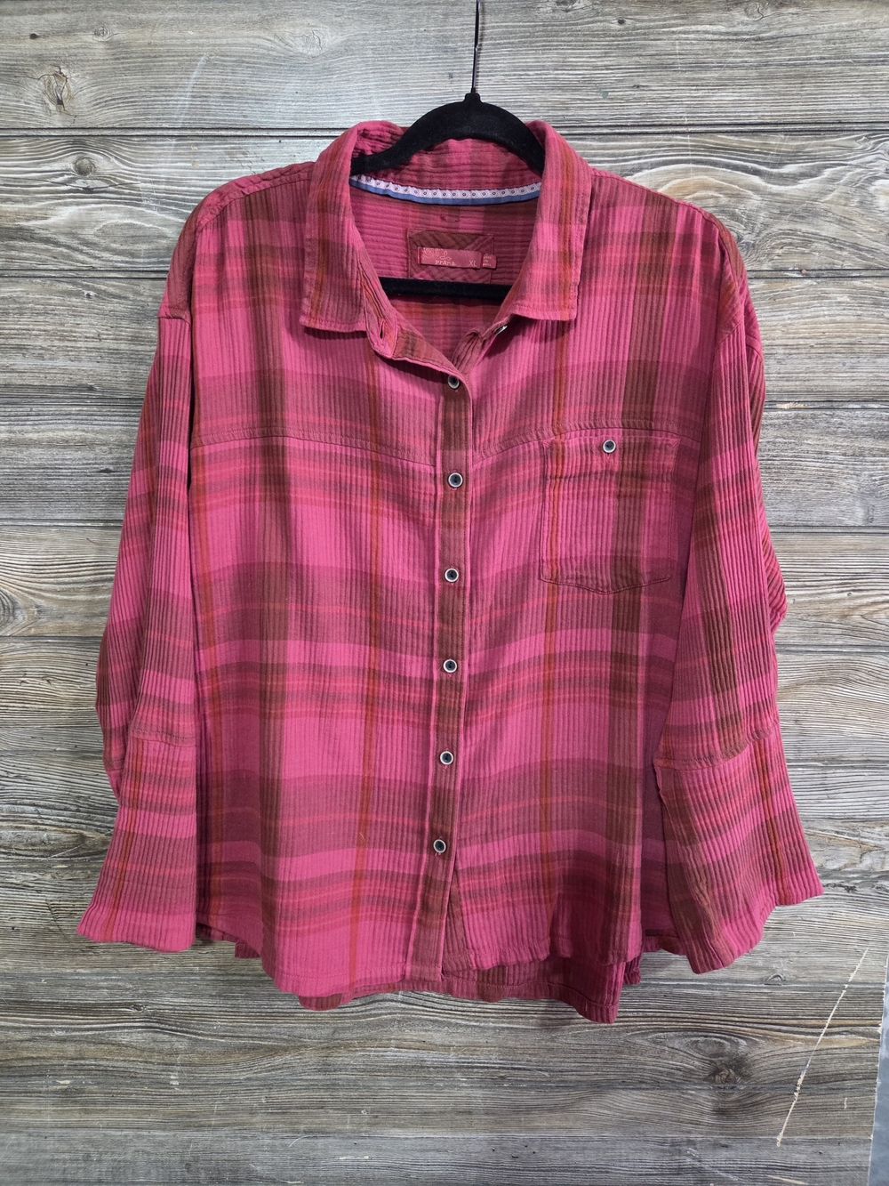 PrAna Organic Cotton Pink Plaid Button Up Shirt Size XL Side Button Detail